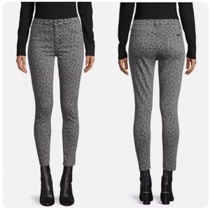 Joe’s Leopard Skinny Jeans- Size 32